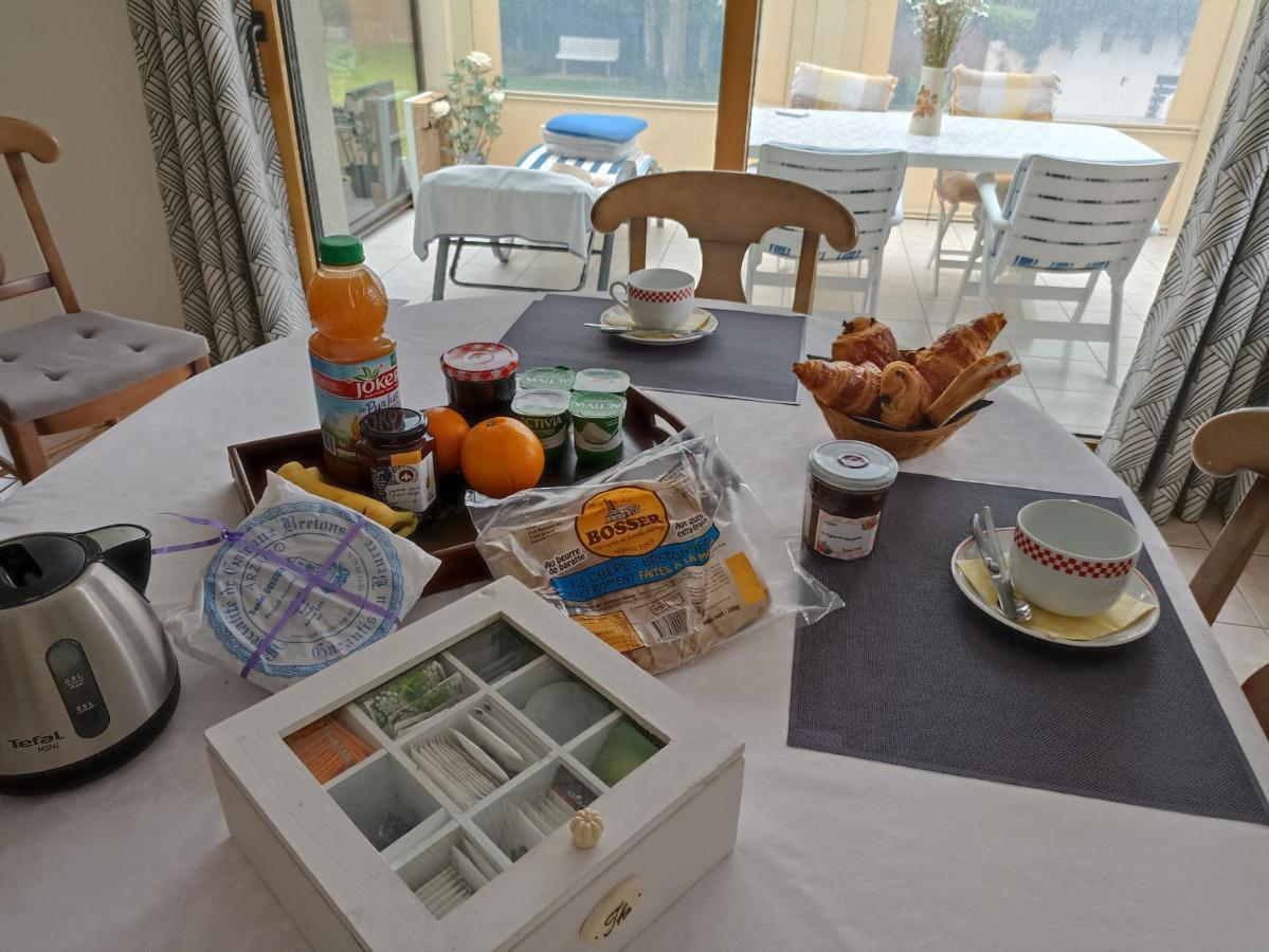 Liorzh An Ty Acomodação com café da manhã Kerfany-les-Pins Exterior foto